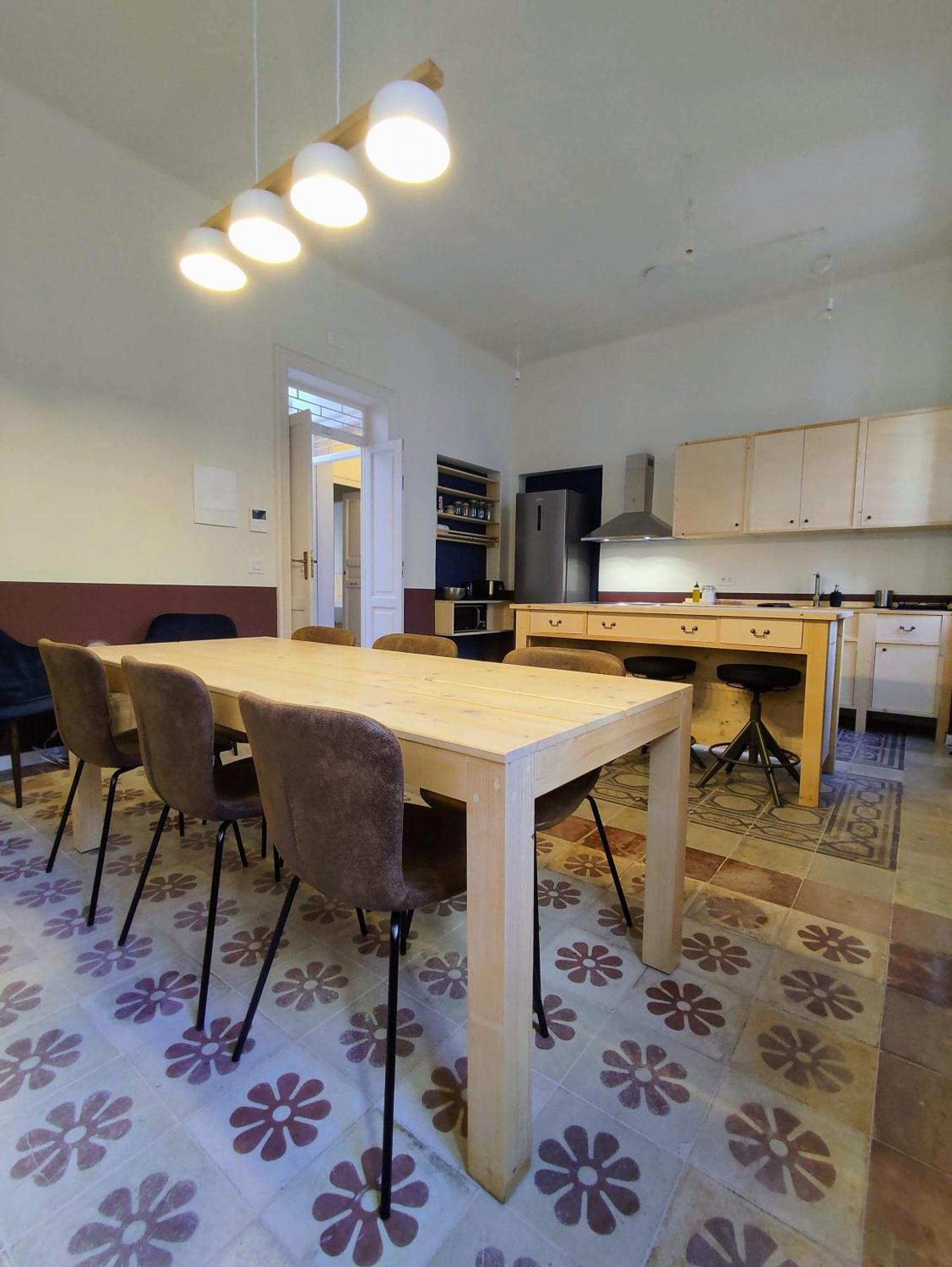 Lostabile Guesthouse & Coworking Bari Zewnętrze zdjęcie